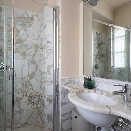 Antica Corte Apartment *